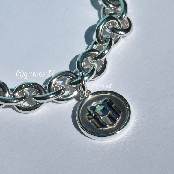 AUTH Tiffany & Co. bracelet w/ rare Lexicon giftbox charm🎁 - Picture 13 of 17